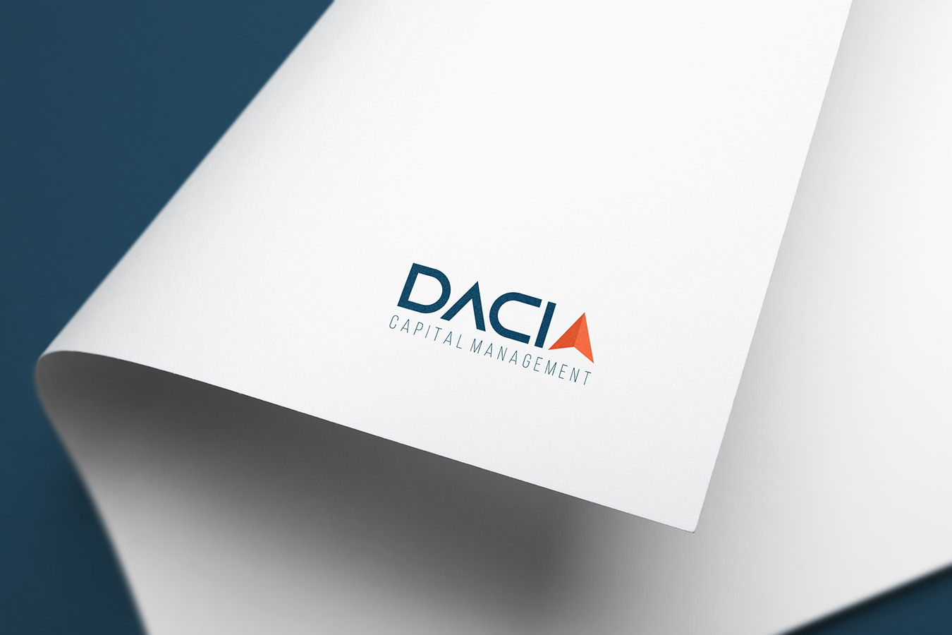 Dacia-Capital-Management-logo-dizajn
